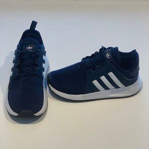Toddler Adidas Navy Sneaker (no tie up laces)